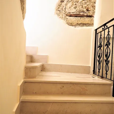 The Tower 트로페아