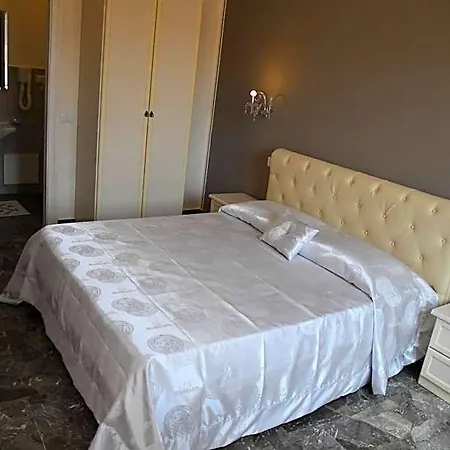 The Tower 4* Tropea