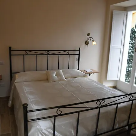 The Tower Bed & Breakfast Tropea