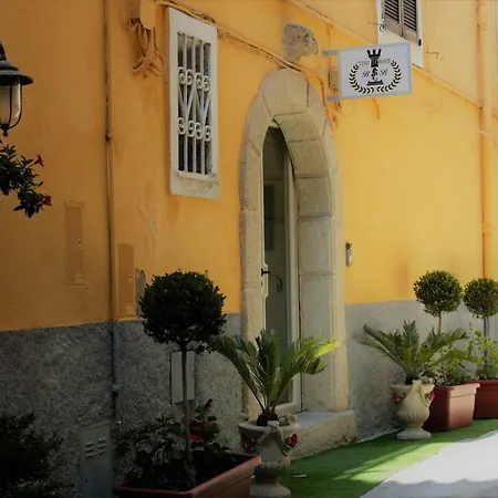 Couette-café The Tower Tropea