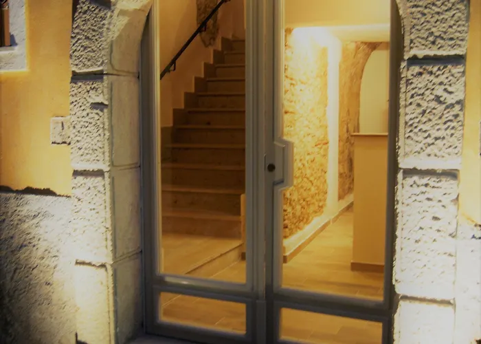 The Tower Nocleg ze śniadaniem Tropea