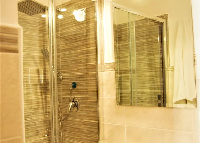 Nocleg ze śniadaniem The Tower