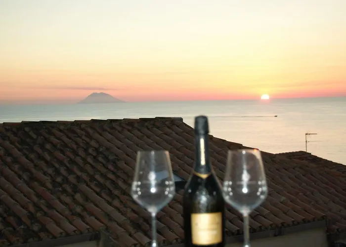 The Tower Nocleg ze śniadaniem 4*