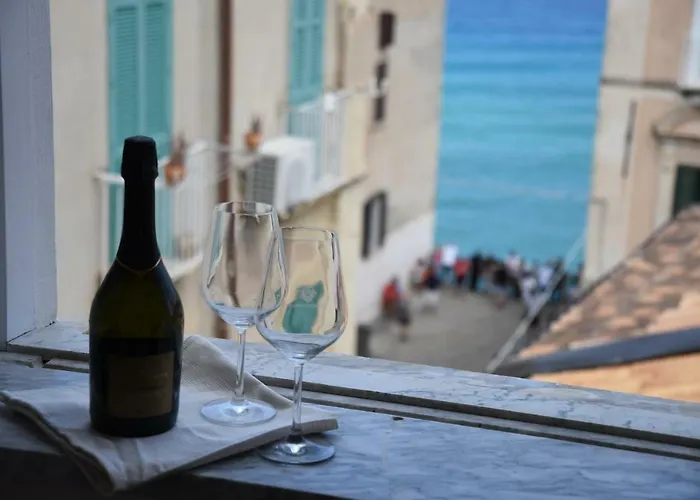 The Tower Nocleg ze śniadaniem Tropea