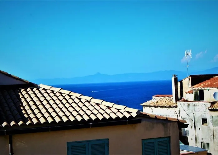 The Tower Nocleg ze śniadaniem