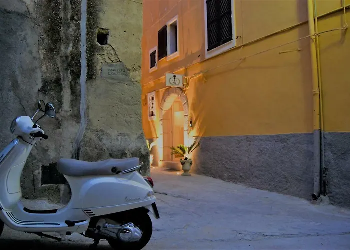 Bed & Breakfast The Tower 4*